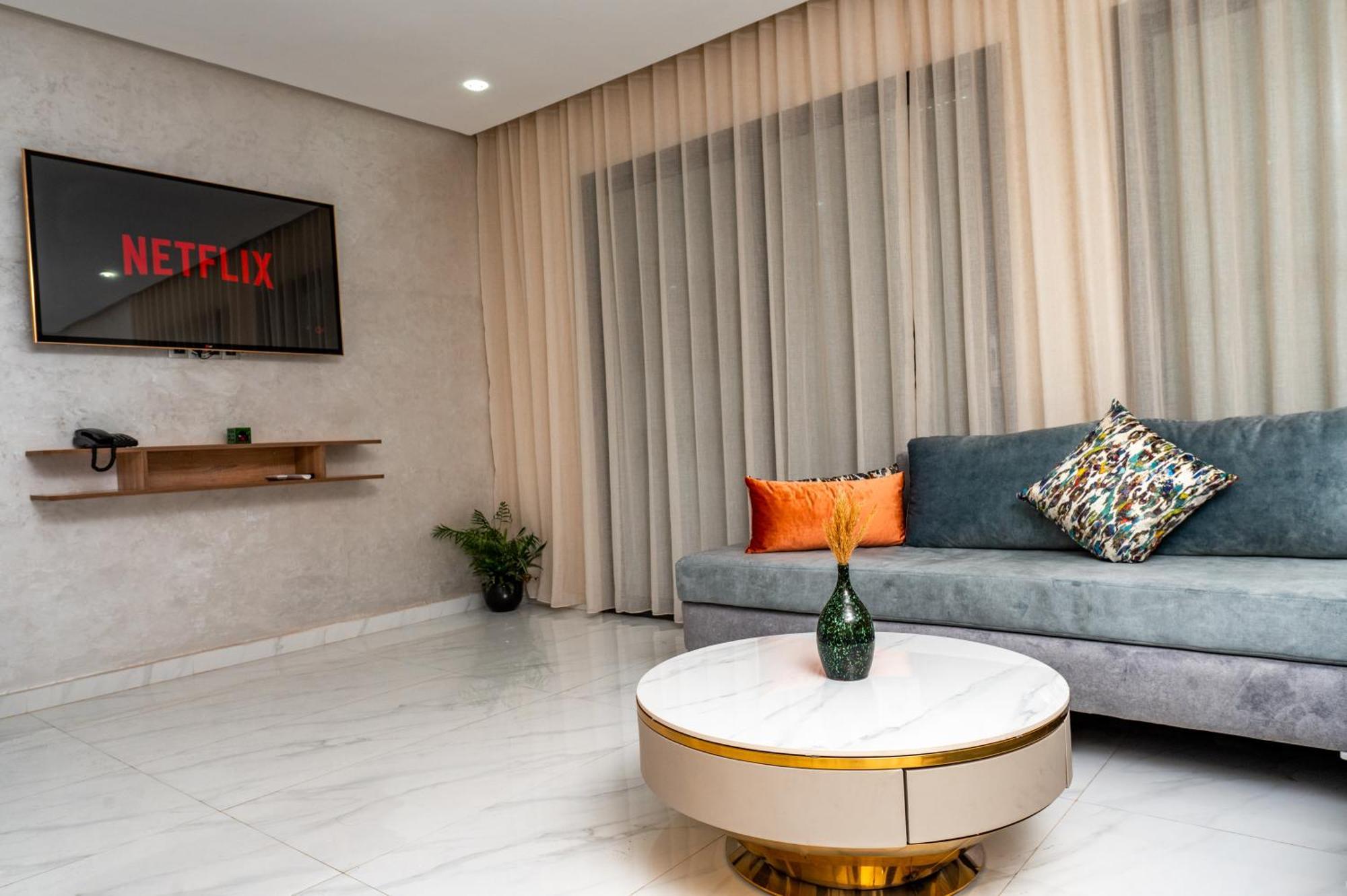 Apartahotel Maarif Elite *